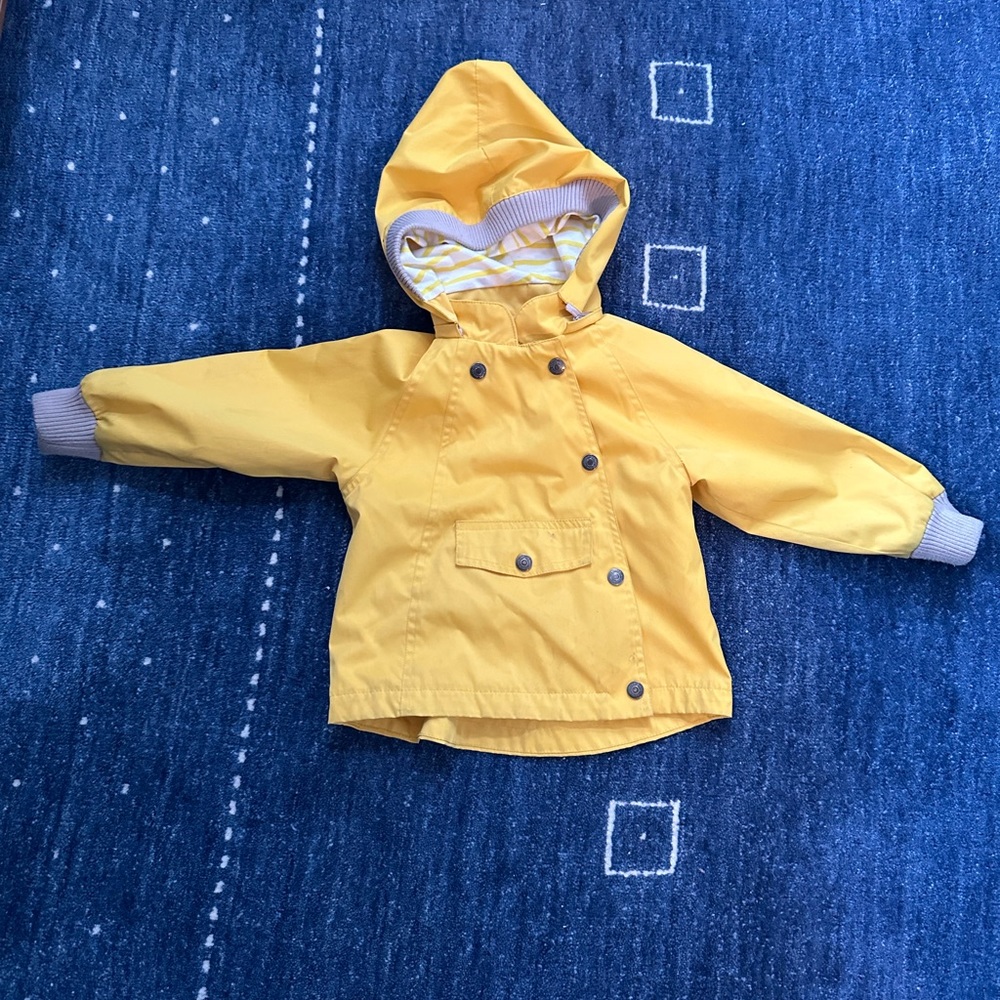 Rain coat
